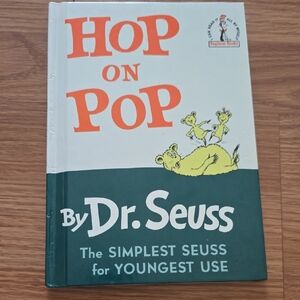 Dr. Seuss 'Hop on Pop' Kids Learning Book - Green and White